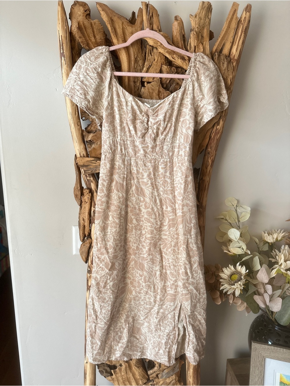 Jessica Simpson Cream Floral Midi Dress with Puff Sleeves